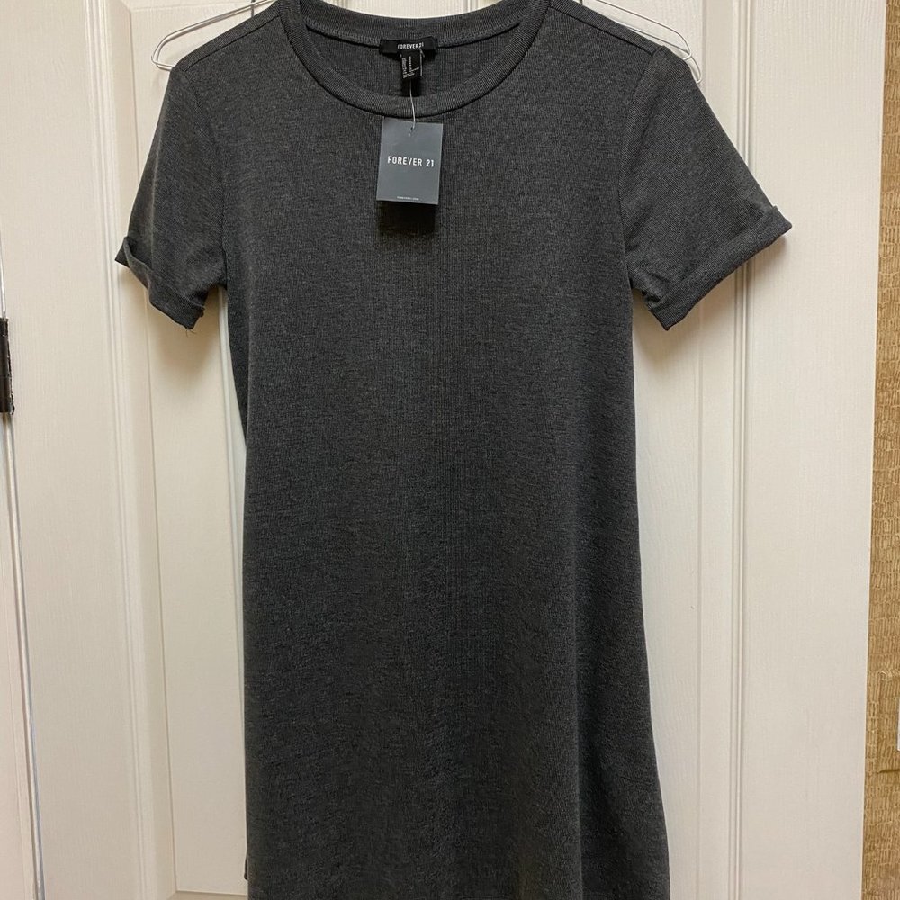 NWT Forever 21 Gray Short Sleeve Tunic Dress, M